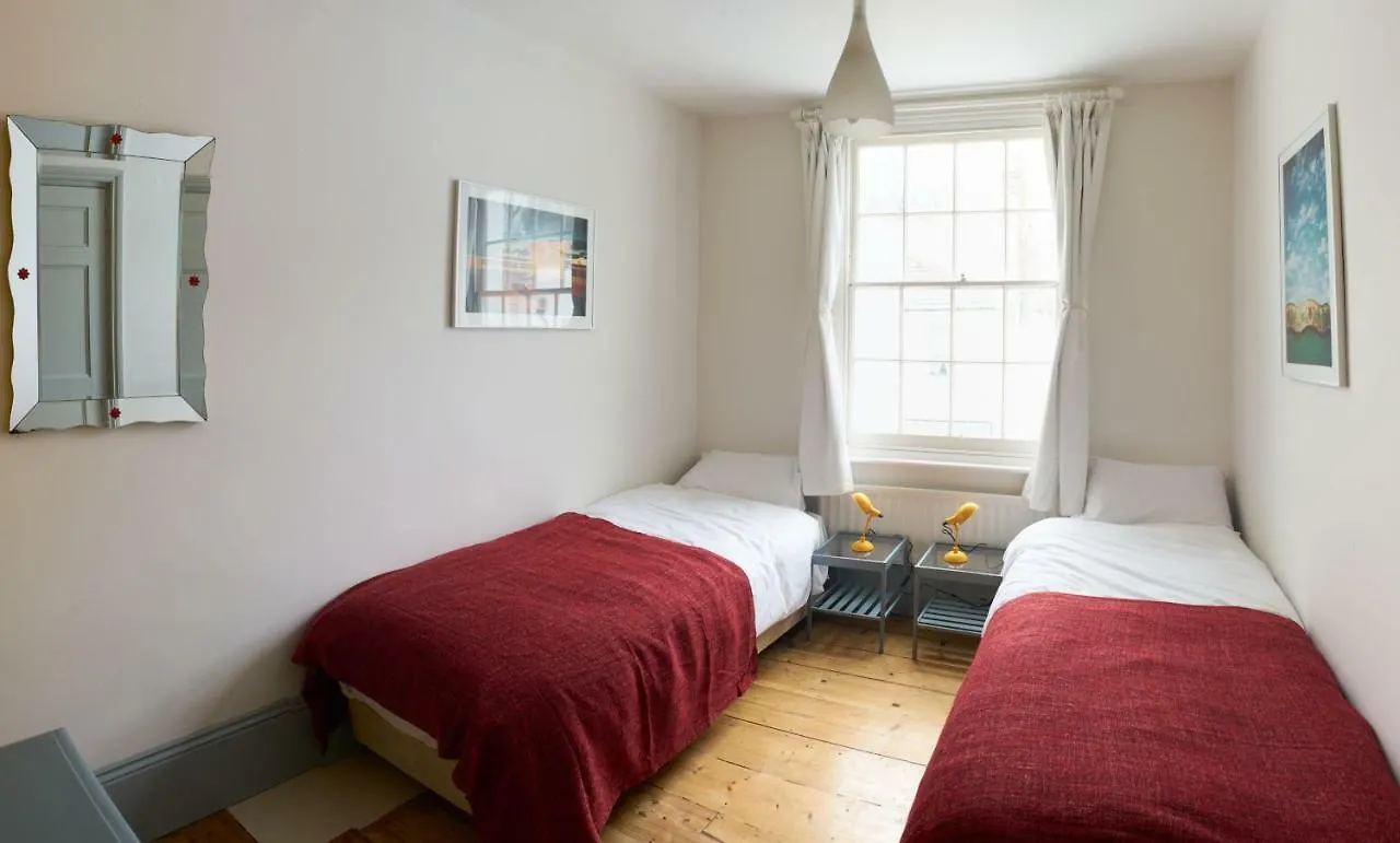 Holiday home Lovely 4 Bed House 200M From The Beach Brighton United Kingdom