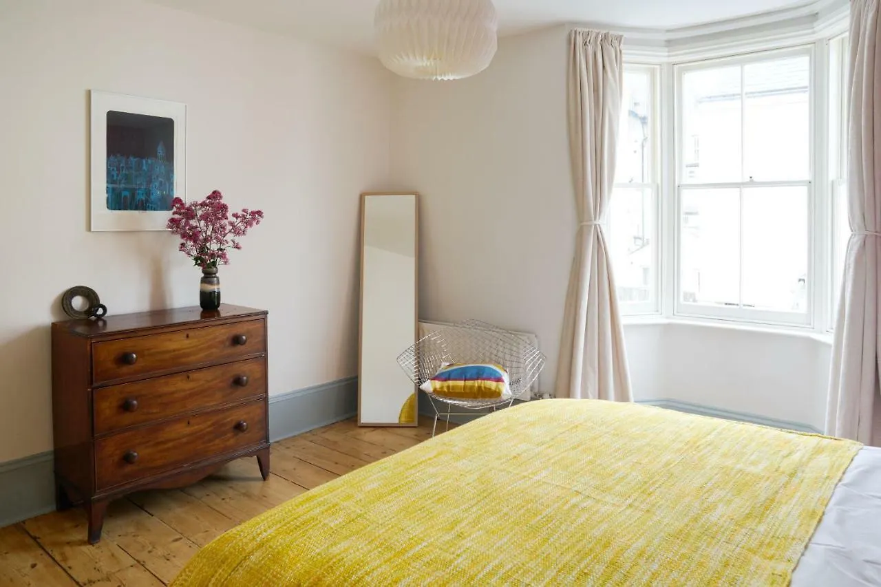 Lovely 4 Bed House 200M From The Beach Brighton United Kingdom
